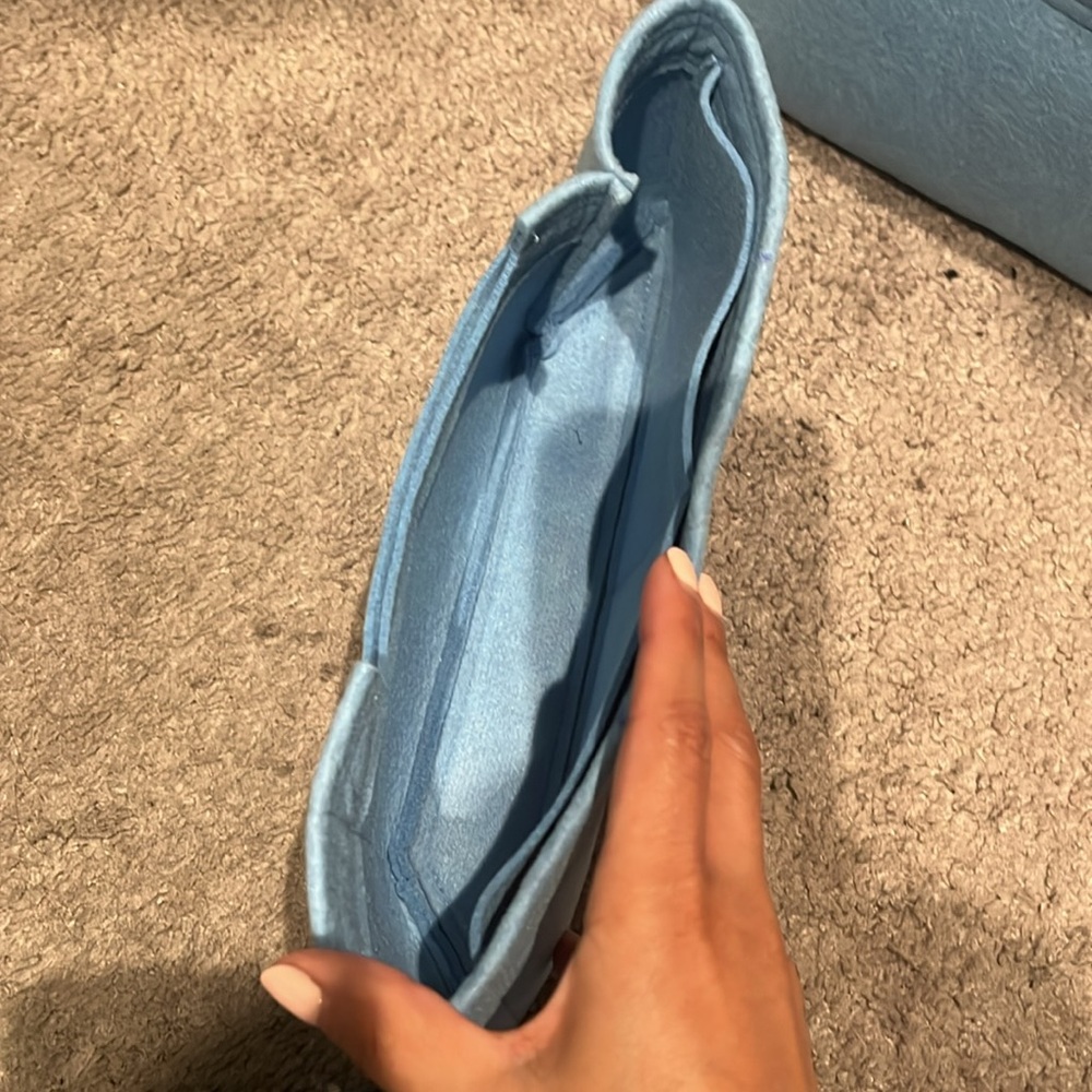 Blue Felt Bag Organizers - Picture 2 of 4